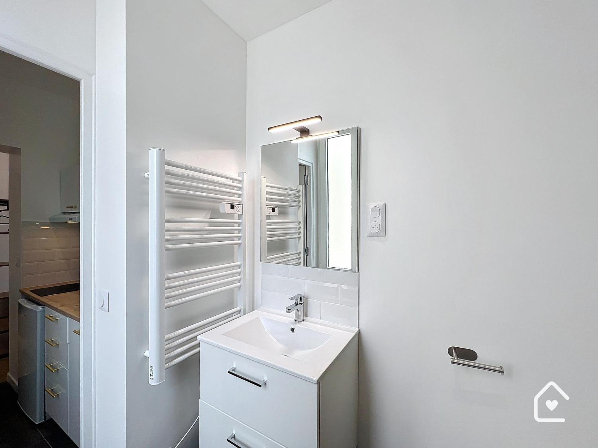Studios - 1 Min Gare Chatellerault - Entree Autonome - Bagian luar foto