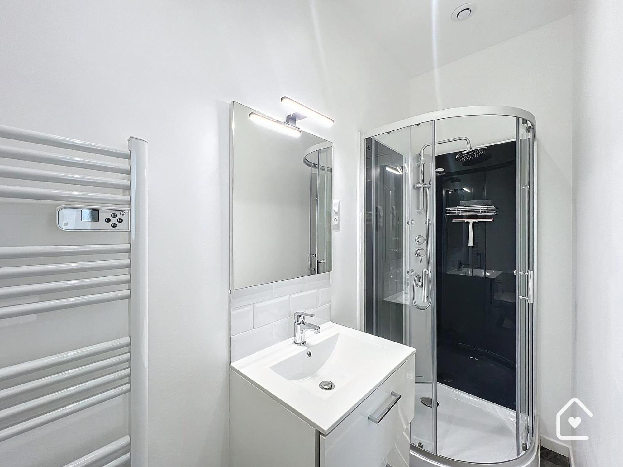 Studios - 1 Min Gare Chatellerault - Entree Autonome - Bagian luar foto