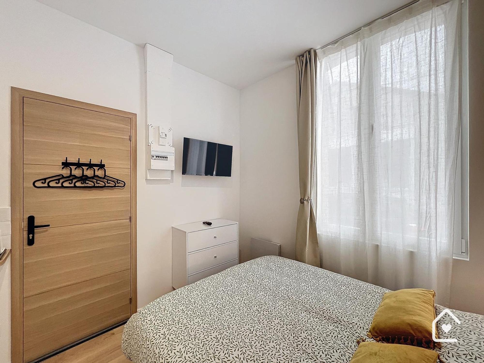 Studios - 1 Min Gare Chatellerault - Entree Autonome - Bagian luar foto