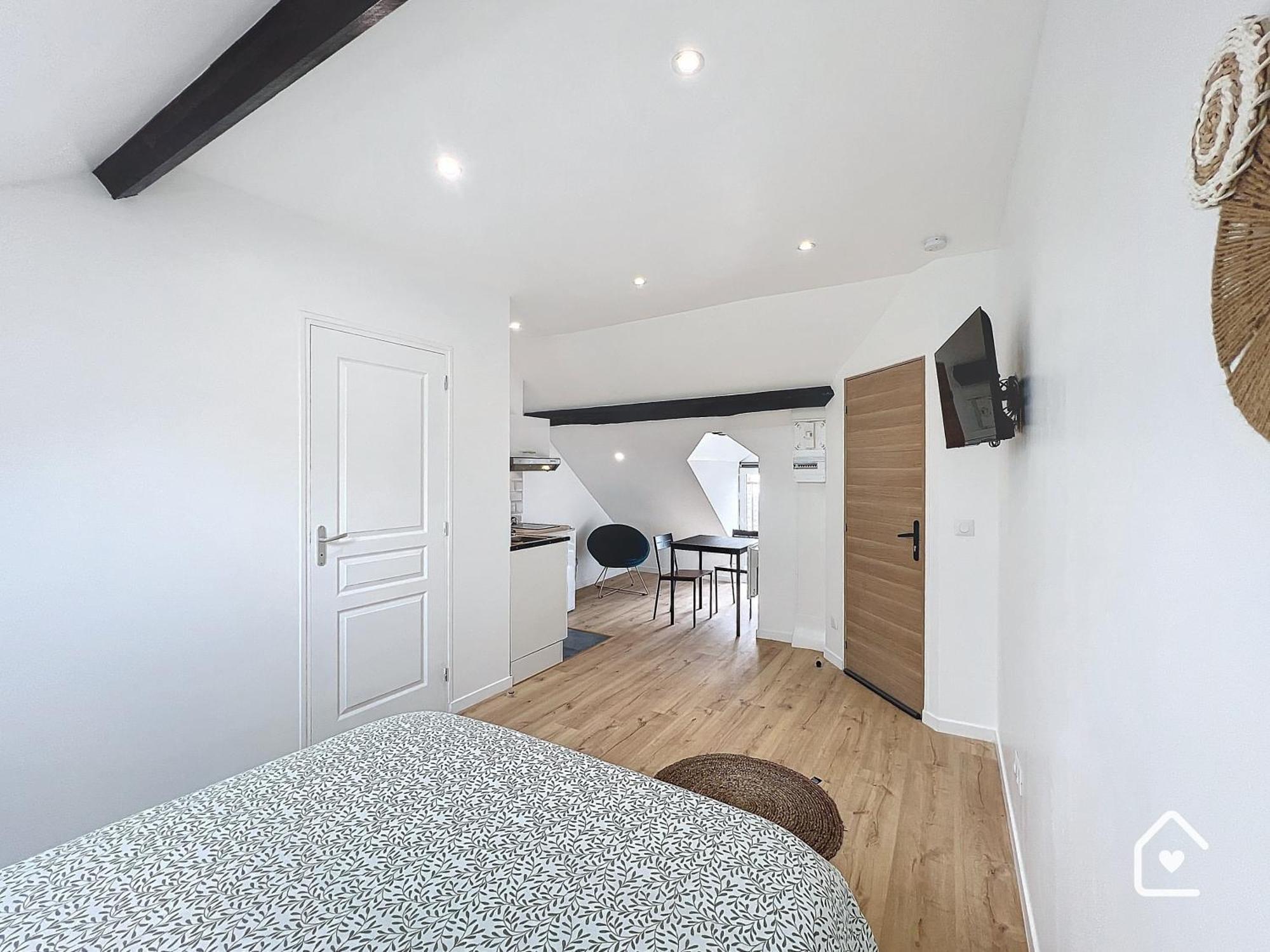 Studios - 1 Min Gare Chatellerault - Entree Autonome - Bagian luar foto